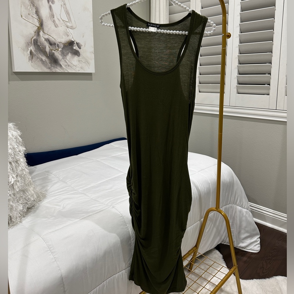Adorable Green Maxi Dress !🤍